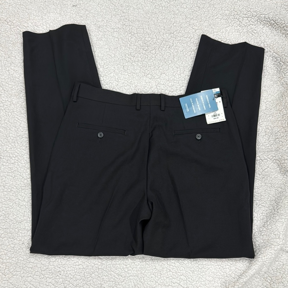 Haggar Men's Black Pants Size34x32 - Picture 3 of 6